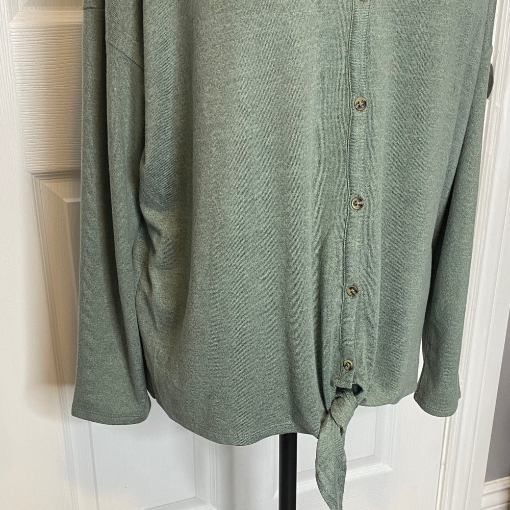 Sonoma Sage Tie-Front Button V-Neck Maternity Top Casual L - Picture 4 of 14